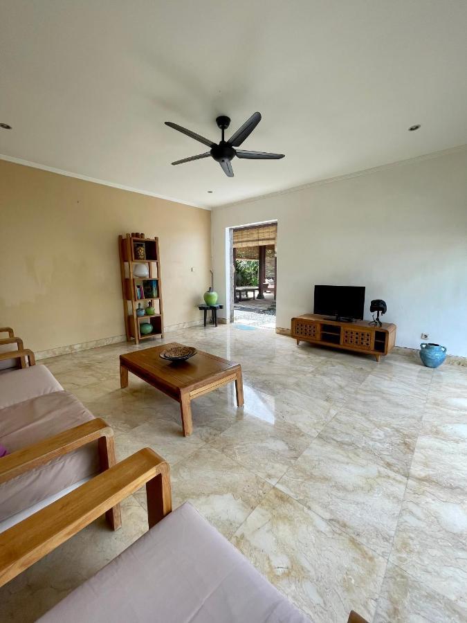Private Suite In A Kids Friendly Big Shared Villa In Canggu Canggu (Bali) Exterior photo