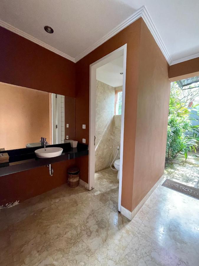 Private Suite In A Kids Friendly Big Shared Villa In Canggu Canggu (Bali) Exterior photo