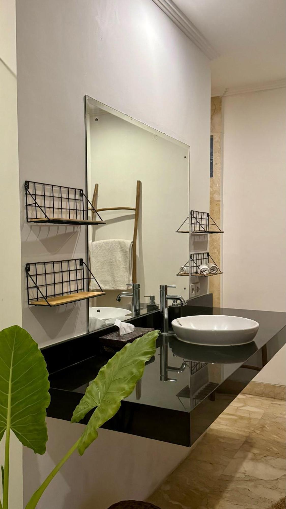 Private Suite In A Kids Friendly Big Shared Villa In Canggu Canggu (Bali) Exterior photo